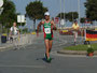 Der älteste Geher Jorge Costa benötigte für die 50 km 4:25:04 h. Im rechten Hintergrund ist der deutsche Fotograph Winfried Daehn zusehen.