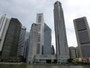 Singapur. Die Weltmetropole am Südende der Halbinsel von Malaysia. Hier leben Menschen aus allen Teilen der Erde friedlich auf engstem Raum zusammen.