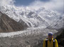Pakistan. Am Nanga Parbat View Point. Hier ist man der Nordflanke des Berges zum Greifen nah. Ein Augenblick fürs Leben.