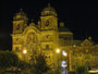 Peru. Cusco. Die Stadt liegt auf 3.400 m Höhe und war einst der Mittelpunkt des gewaltigen Inka-Reiches.