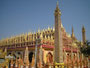 Myanmar. In der Stadt Monywa. Die Thanboddhay Pagode beherbergt insgesamt etwa 500.000 große und kleine Buddhas.