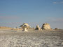 Ägypten. Westliche Wüste. Die weiße Wüste mit ihren bizarren Kalksteinskulpturen bietet ein einmaliges Naturschauspiel.