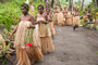 Vanuatu. In den entlegenen Dörfern leben die Menschen noch ganz traditionell. Ihre Riten und Tänze faszinieren jeden Besucher.