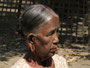 Myanmar. Dorfbesuch beim Volk der Chin. Weithin bekannt wurden die Chin-Frauen durch ihre einzigartigen Tätowierungen im Gesicht. Darum nennt man sie auch die "Spinnenfrauen".