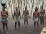 Südafrika. Zu Besuch beim Zulu-Stamm. Die Zulus sind der mächtigste Stamm in Südafrika. Zulu ist neben Englisch die am weitesten verbreitete Sprache.