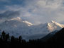 Pakistan. Blick von der Märchenwiese auf den Nanga Parbat. Der Nanga Parbat ist mit 8.126 Metern Höhe der neunthöchste Berg der Erde. Viele deutsche Bergsteiger, darunter Reinhold Messners Bruder verloren hier am "Killerberg" ihr Leben.