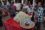 Indien. Jodhpur. Marktbesuch. Der lebhafte Sadar Market in der Altstadt bietet vor allem Gewürze und viele leckere Imbiss-Stände.