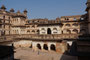 Indien. Orchha. Das eindrucksvollste Bauwerk in Orchha ist der gewaltige Palast Jahangir Mahal aus dem 17. Jahrhundert. 