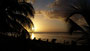 Karibikinsel Guadeloupe. Sonnenuntergang am Grande Anse-Strand.