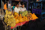 Indien. Agra. Frisches Obst findet man hier überall.