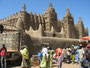 Mali. Das "tausendjährige" Djenne´. Die weltberühmte große Lehmmoschee. Der Lehm erhält seine Festigkeit durch die Beimischung von Kuhdung.