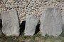 Mexico. Die grandiose Ruinenanlage Monte Albán liegt ca. 2.000 m über dem Meeresspiegel auf einer künstlich abgeflachten Bergkuppe und war das religiöse Zentrum der Zapoteken, später der Mixteken. Seine Blütezeit lag zwischen 300 und 900 n. Chr.