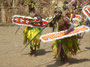 Papua Neuguinea. Provinz East New Britain. Masken-Zeremonie in Kokopo. Einmal im Jahr treffen sich die Einheimischen aus allen Provinzen, um ihre Tänze und Riten aufzuführen. Mit Hilfe der traditionellen Masken sollen die bösen Geister vertrieben werden.