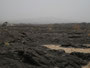 Expedition Danakil-Wüste. Trekking durch die Danakil-Wüste bei über 50°C im nicht vorhandenen Schatten. Die Überquerung des Lavafeldes des Erta Ale-Vulkans ist durch die scharfkantige heiße Lava besonders anstrengend und gefährlich.