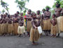 Vanuatu. In den entlegenen Dörfern leben die Menschen noch ganz traditionell. Ihre Riten und Tänze faszinieren jeden Besucher.