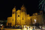 Mexico. Oaxaca wurde bereits 1532 gegründet und ist die Hauptstadt des mexikanischen Bundesstaates Oaxaca. Sie liegt in einem Tal der Sierra Madre del Sur, ca. 1.550 m über dem Meeresspiegel. Die Kirche Santo Domingo.