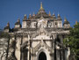 Myanmar. Bagan ist das weitläufigste buddhistische Ruinenfeld der Erde und eine der großartigsten Sehenswürdigkeiten Südostasiens. Mehr als 2.000 Tempel wurden hier über viele Jahrhunderte errichtet. 