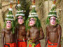 Papua Neuguinea. Provinz East New Britain. Masken-Zeremonie in Kokopo. Einmal im Jahr treffen sich die Einheimischen aus allen Provinzen, um ihre Tänze und Riten aufzuführen. Mit Hilfe der traditionellen Masken sollen die bösen Geister vertrieben werden.