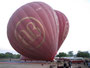 Myanmar. Bagan ist das weitläufigste buddhistische Ruinenfeld der Erde. Ballonflug über die Tempelebene.