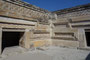 Mexico. Mitla war für die Indianer der Sitz des "großen Sehers" und damit für viele Jahre das religiöse Zentrum der Zapoteken. Die Bedeutung des "Ortes der Toten" ist bis heute nicht geklärt.