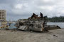Vanuatu. Im März 2015 fegte der Zyklon Pam über die Inseln. Die verheerenden Auswirkungen sind auch heute noch sichtbar.
