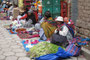 Bolivien. Das Dorf Copacabana am Titicacasee. Marktbesuch. 