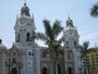 Peru. Hauptstadt Lima. Lima wurde 1535 von den Spaniern gegründet. Die Cathedral de Lima ist als Sitz des Erzbischofs das Zentrum der kirchlichen Macht in Peru.