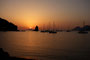 Süditalien. Insel Vulcano. Phantastischer Sonnenuntergang am Hafen. 