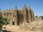Mali. Das "tausendjährige" Djenne´. Die weltberühmte große Lehmmoschee. Der Lehm erhält seine Festigkeit durch die Beimischung von Kuhdung.