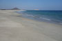 Mexico. An der Pazifikküste findet man auch heute noch viele menschenleere Strände. Kilometerweit säumt die Playa de Cangrejo die weite Bucht des Pazifik. Bei 28°C Wassertemperatur macht das Baden richtig Spaß.