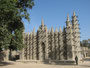 Mali. Am Niger. Beeindruckende Lehmmoschee.