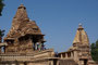 Indien. Khajuraho. Der Großteil der "erotischen" Tempel von Khajuraho wurde von den Herrschern der Chandella-Dynastie zwischen 950 und 1120 unserer Zeitrechnung erbaut. Sie sind heute eine der beliebtesten Sehenswürdigkeiten Indiens.