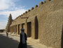 Mali. Die Stadt Timbuktu. Timbuktu war im Mittelalter eine unendlich reiche Stadt. Hier wurden Sklaven, Gold und Elfenbein gegen das lebensnotwendige Salz aus der Sahara getauscht.