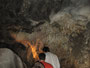 Südafrika. Die Cango Caves bei Oudtshoorn gehören zu den größten Tropfsteinhöhlen der Erde. Die bizarren Tropfsteingebilde in den Höhlen bestehen überwiegend aus Kalziumkarbonat.