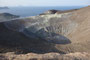 Süditalien. Insel Vulcano. Der "Gran Cratere" ist ein Vulkan wie aus dem Bilderbuch. Immer wiederkehrende Ausbrüche formten einen fast kreisrunden Krater.