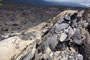 Süditalien. Sizilien. Der Ätna ist mit einer Höhe von ca. 3.350 m Europas mächtigster Vulkan. Das Valle del Bove ist eine gigantische Einsturzflanke am Südhang. Beim Überqueren des riesigen Lavafeldes ist man fasziniert von der Urgewalt der Natur.