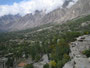 Pakistan. Das Hunzaland ist eine grüne Oase inmitten der lebensfeindlichen Bergwelt. Hier wachsen Obst und Gemüse im Überfluss. Karimabad ist der Hauptort des Hunzalandes.