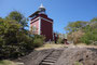 Karibikinsel Martinique. Der älteste Leuchtturm von Martinique wurde bereits im Jahre 1861 in Betrieb genommen. Heute ist er denkmalgeschützt und ein beliebtes Wanderziel.