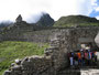 Peru. Machu Picchu. Das schönste und rätselhafteste Zeugnis der Inkazeit liegt auf 2.500 m Höhe. Vom Tal aus ist nichts von der gewaltigen Anlage zu sehen. Erst im Jahre 1911 wurden die Ruinen wiederentdeckt. Ein unbeschreiblicher Anblick.