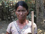 Myanmar. Dorfbesuch beim Volk der Chin. Weithin bekannt wurden die Chin-Frauen durch ihre einzigartigen Tätowierungen im Gesicht. Darum nennt man sie auch die "Spinnenfrauen".