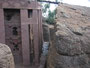 Äthiopien. Der Norden. Die einzigartigen Felsenkirchen von Lalibela. Diese wurden im 12. und 13. Jahrhundert in mühevoller Handarbeit aus den riesigen Felsen gehauen. Der Legende nach vollendeten nachts die Engel das Wunder.