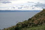 Bolivien. Der Titicaca-See ist das höchstgelegene schiffbare Gewässer der Erde. Er liegt auf einer Höhe von 3.810 m über dem Meeresspiegel, ist 178 km lang, bis zu 67 km breit und hat eine maximale Tiefe von 281 m.