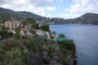 Süditalien. Insel Lipari. Seit der Antike ist die Insel bekannt für ihre reichen Vorkommen an Bimsstein, dem leichtesten Gestein der Erde. Der schwimmt sogar auf dem Wasser. Und natürlich wegen dem berühmten Obsidianstrom "Rocce Rosse".