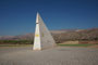 Argentinien. An dieser Stelle in der Nähe des Dorfes Uquia befindet sich der südliche Wendekreis der Sonne.
