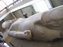 Ägypten. Die alte Hauptstadt Memphis. Die riesige Statue von Ramses II. liegt hier aufgebahrt. 