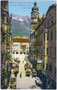 Mit Pferdefuhrwerken gesäumte Herzog-Friedrich-Straße von Süden. Photochromdruck 9 x 14 cm; Impressum: Robert Warger, Innsbruck 1912.  vu914pcd00078