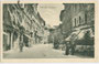 Via Roma (vormals/già via Lunga und noch früher Contrada Lunga) in Trento/Trient. Lichtdruck 9 x 14 cm; Verlag G.P.M.(?) ohne Angabe des Verlagsortes, handschriftlich datiert: 9.11.1922.  Inv.-Nr. vu914ld00301