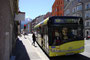 Halt eines Linienbus der polnischen Solaris Bus & Coach S.A. im Liniendienst des VVT (Verkehrsverbund Tirol) bei der Hst. Innstraße in Innsbruck-St. Nikolaus. Digitalphoto; © Johann G. Mairhofer 2013.  Inv.-Nr. 1DSC06867