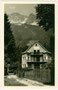 Pension „Helene“, Besitzer: Plattner's Erben, Helene Klocker in Hötting, Hungerburgweg 44 gegen Hafelekar mit der Nordkettenbahn. Gelatinesilberabzug 9 x 14 cm; Impressum: FWS (?) Innsbruck um 1940.  Inv.-Nr. vu914gs00231