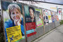 Wahlplakate zur Innsbrucker Gemeinderatswahl im Frühjahr 2012 in der Dreiheiligenstraße vor der Pradler Brücke. Digitalphoto; © Johann G. Mairhofer.  Inv.-Nr. 1DSC02796